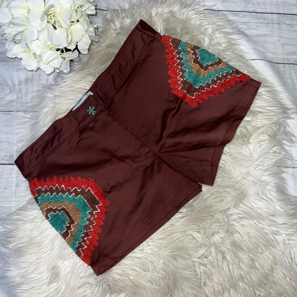 Judith March Aztec Tribal Embroidered Shorts sz L Large Southwestern Brown Boho